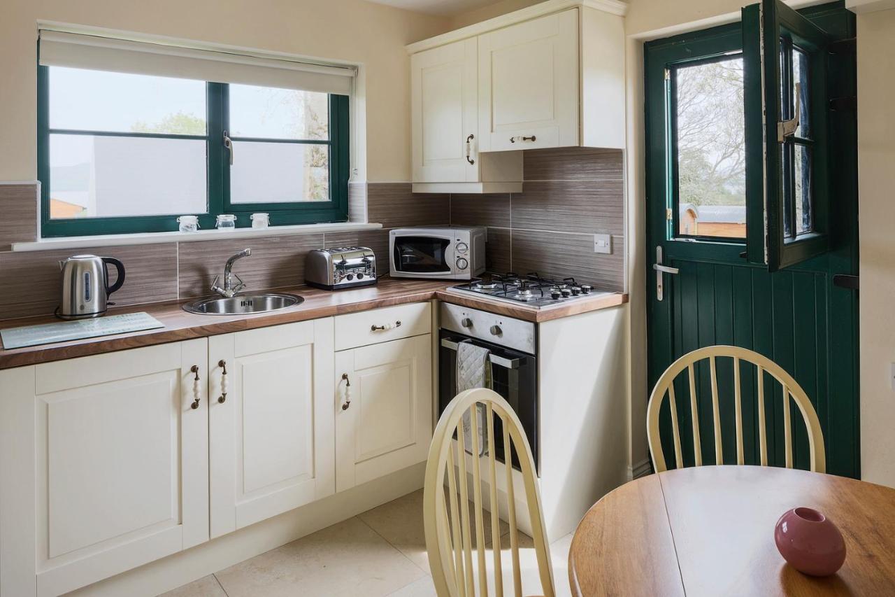 Oakwell Holiday Village Ramelton Eksteriør bilde